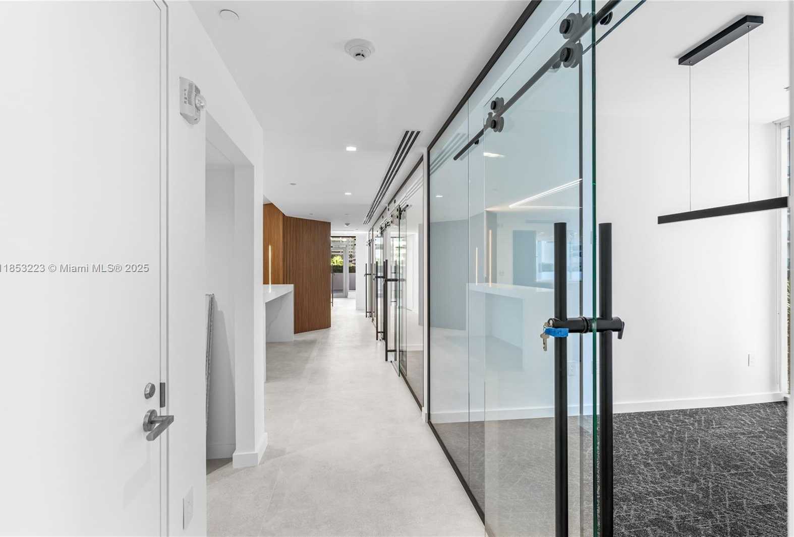 Small Image of 1300 BRICKELL BAY DR #CU6, Miami Number 14