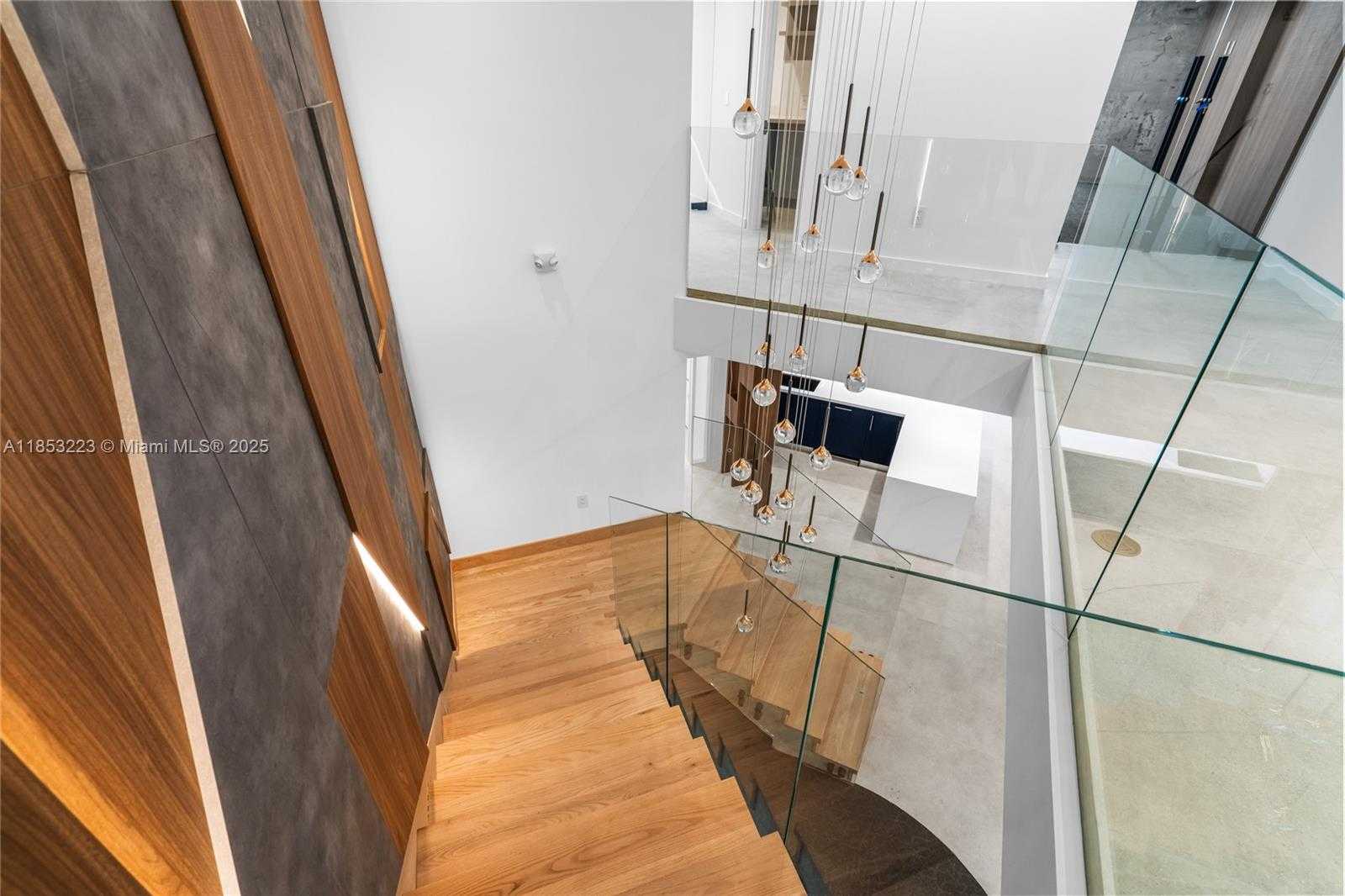 Small Image of 1300 BRICKELL BAY DR #CU6, Miami Number 64