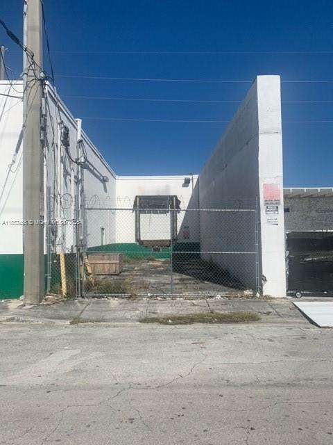 Small Image of 1395 NORTH WEST 22ND ST, Miami Number 10