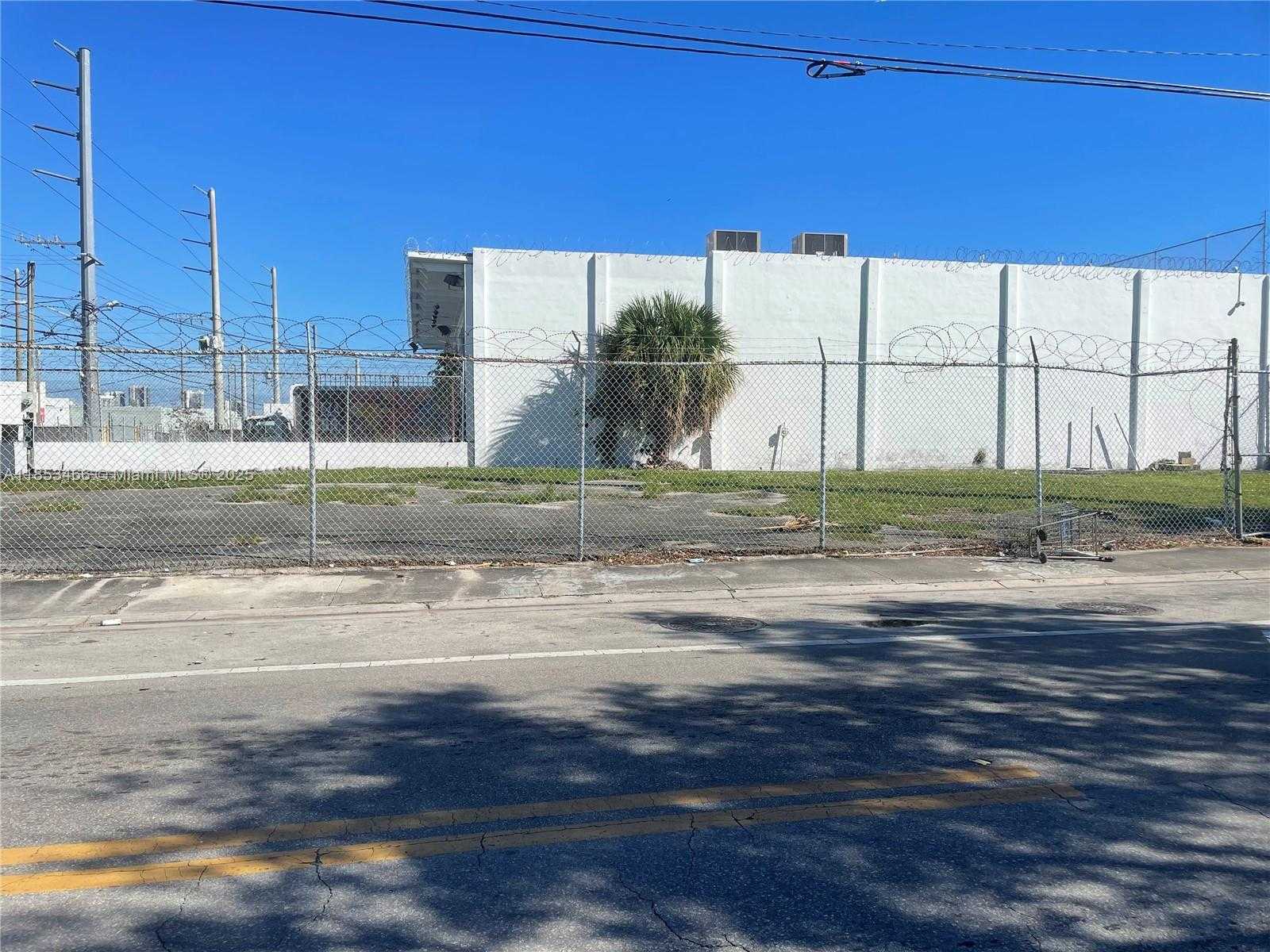 Small Image of 1395 NORTH WEST 22ND ST, Miami Number 13