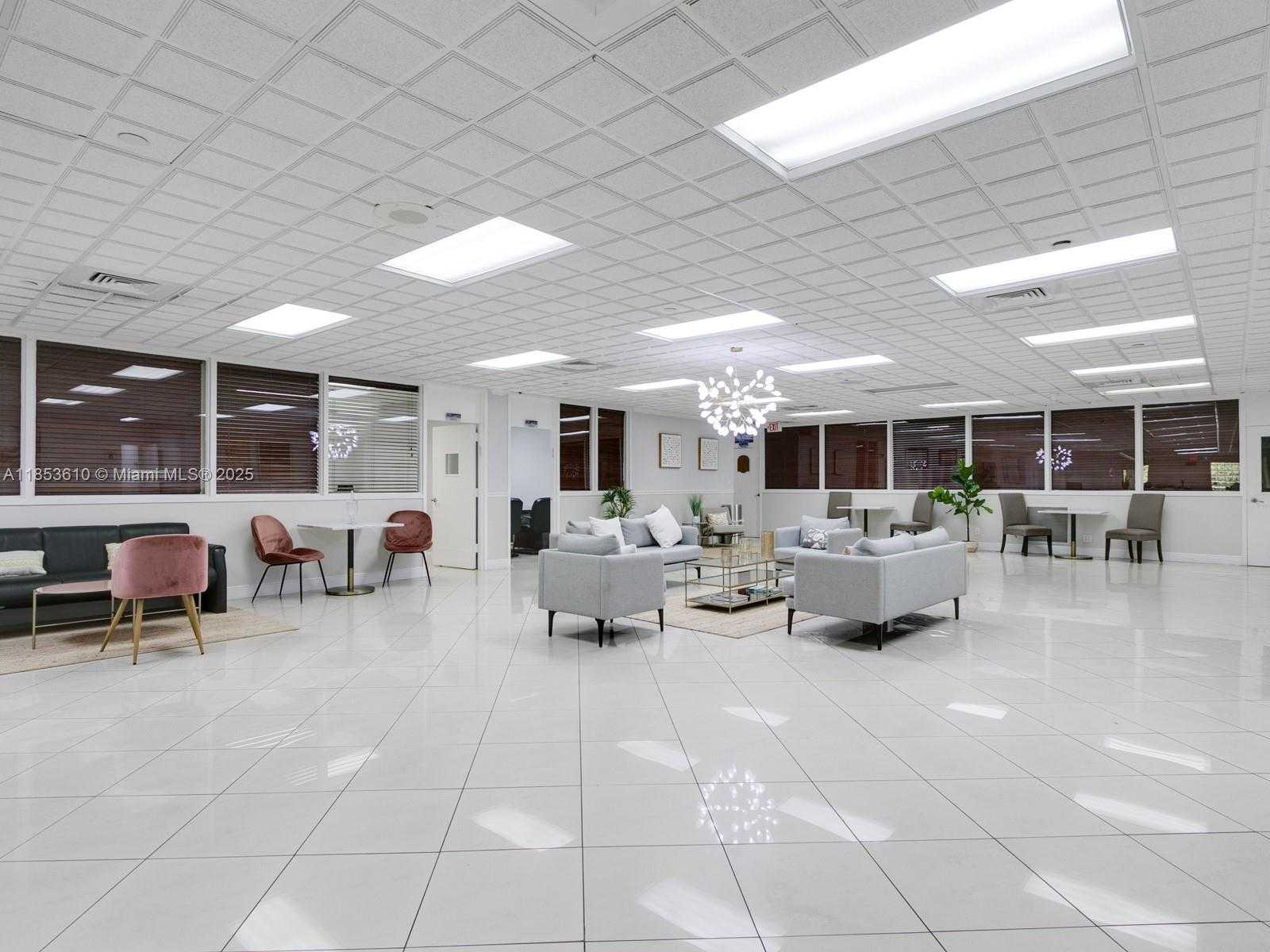 Small Image of 2801 GREENE ST #Suite 1, Hollywood Number 4