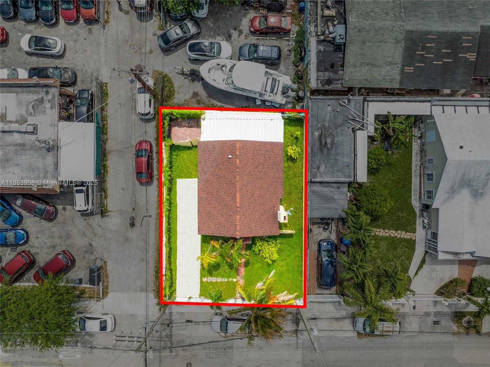 Small Image of 2728 NORTH WEST 3RD ST, Miami Number 2