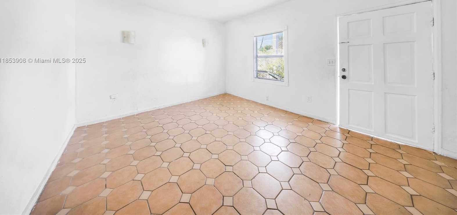 Small Image of 2728 NORTH WEST 3RD ST, Miami Number 22