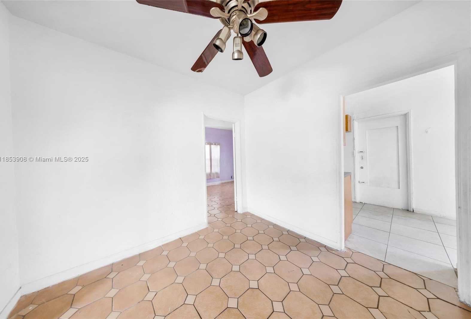Small Image of 2728 NORTH WEST 3RD ST, Miami Number 23