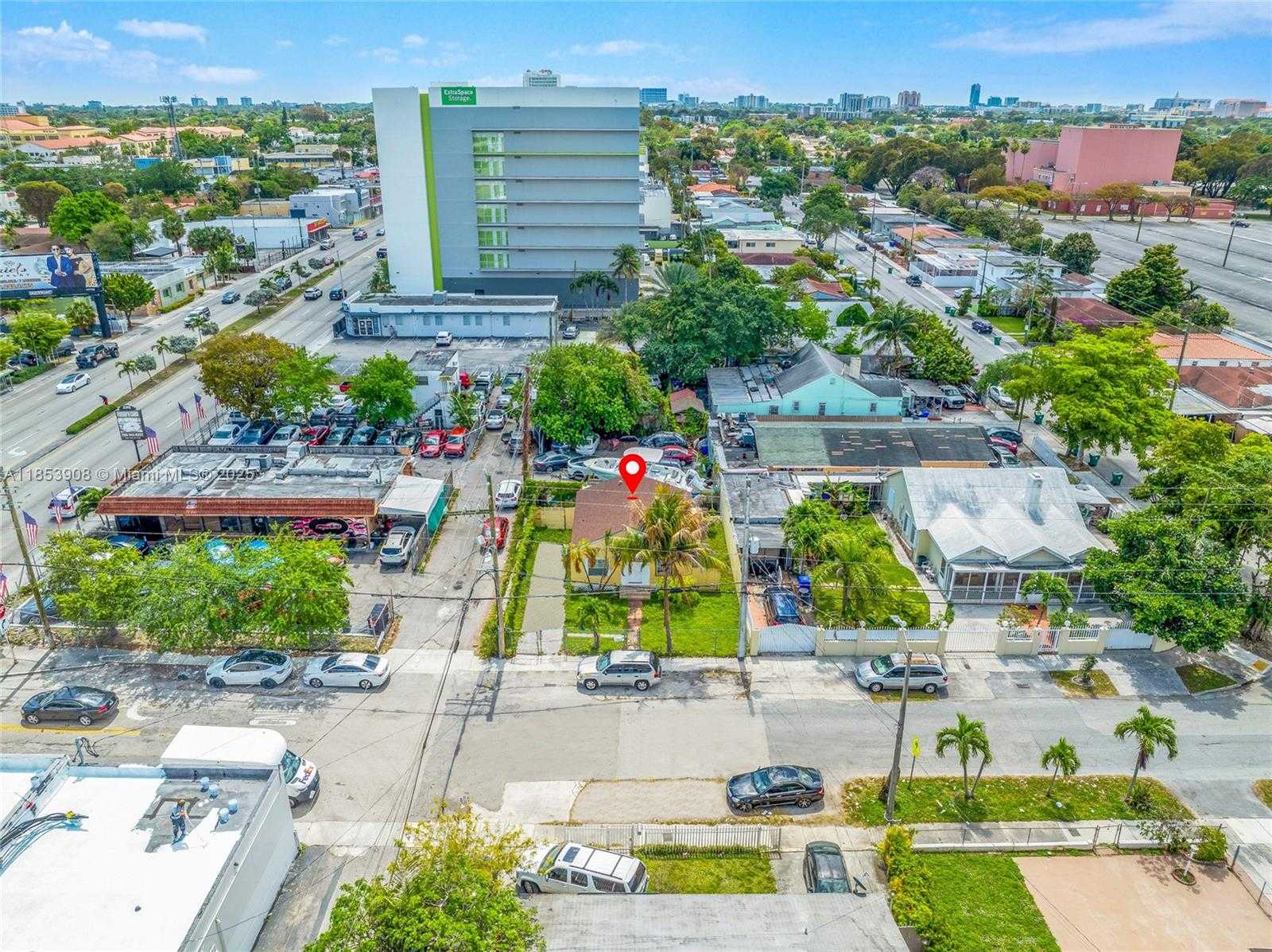 Small Image of 2728 NORTH WEST 3RD ST, Miami Number 4