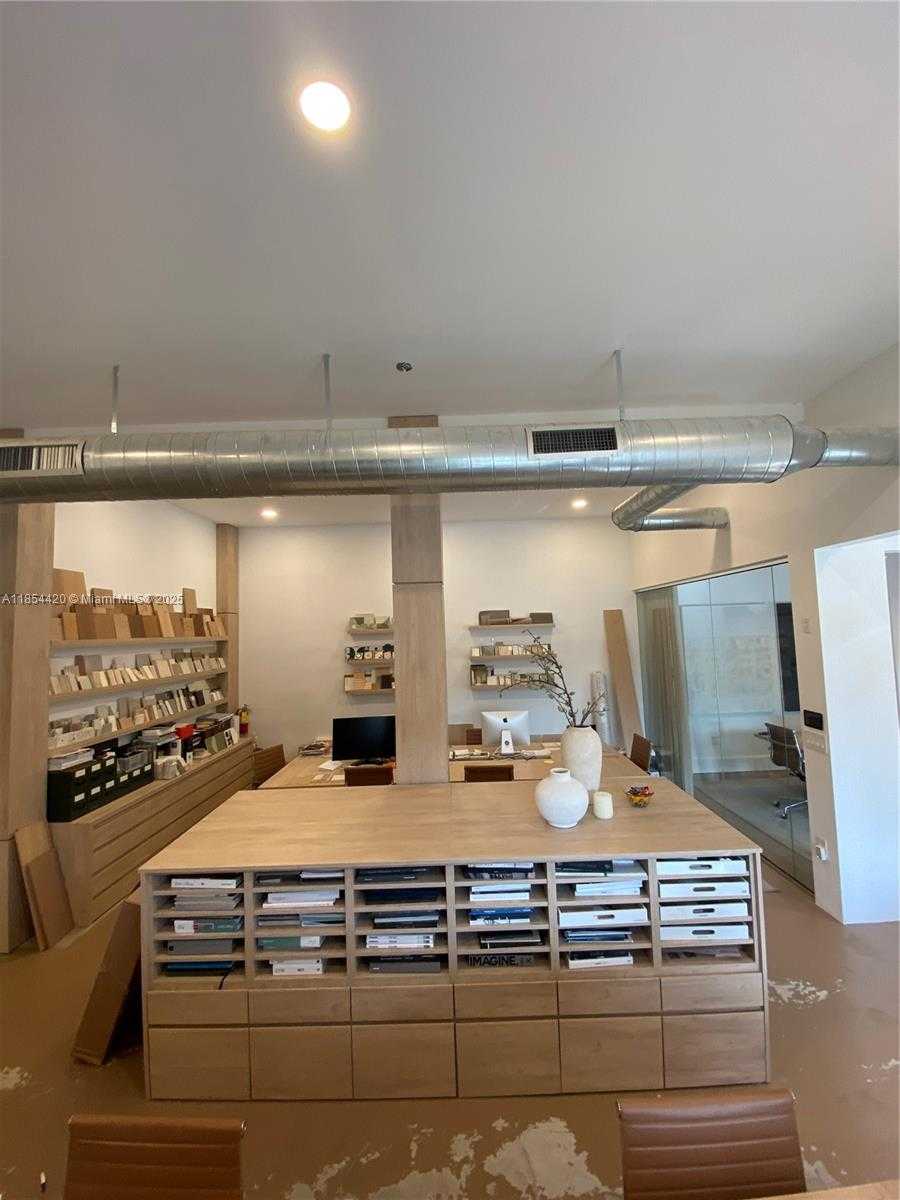 Small Image of 700 WEST 51ST ST, Miami Beach Number 10