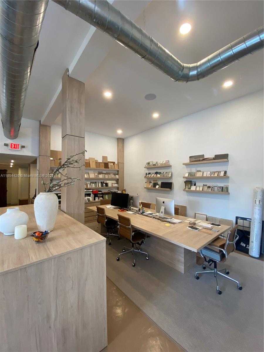 Small Image of 700 WEST 51ST ST, Miami Beach Number 7