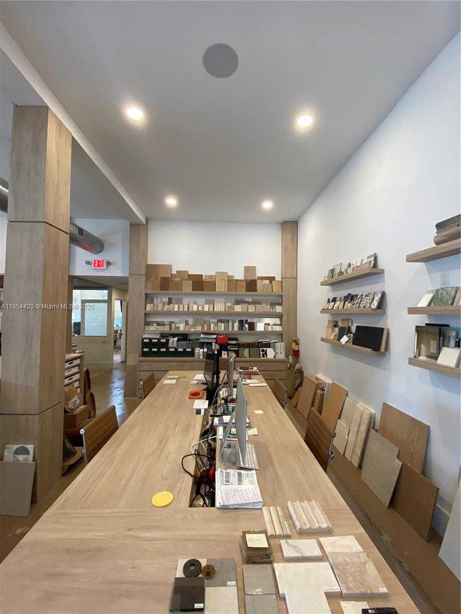 Small Image of 700 WEST 51ST ST, Miami Beach Number 9