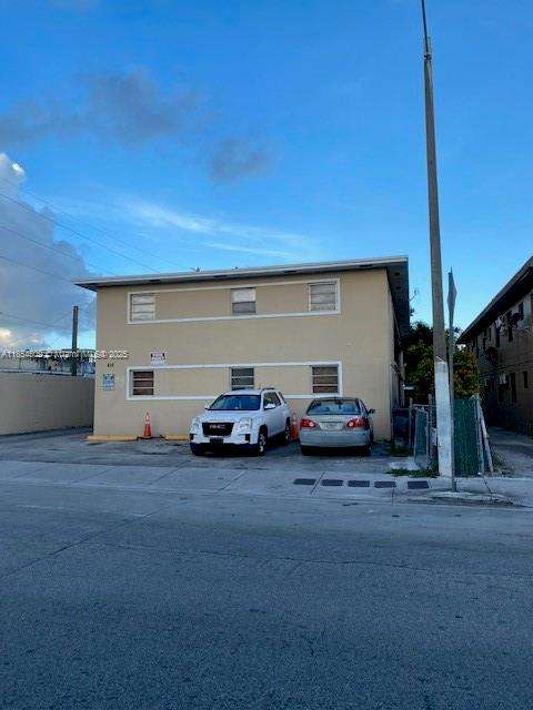 Small Image of 410 NORTH WEST 47TH AVE, Miami Number 12