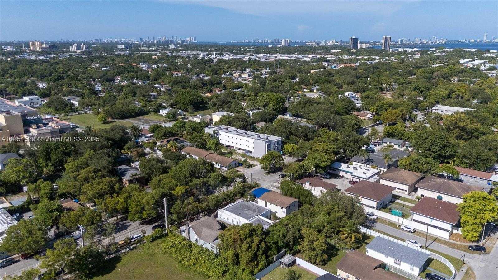 Small Image of 180 NORTH WEST 59TH ST, Miami Number 33