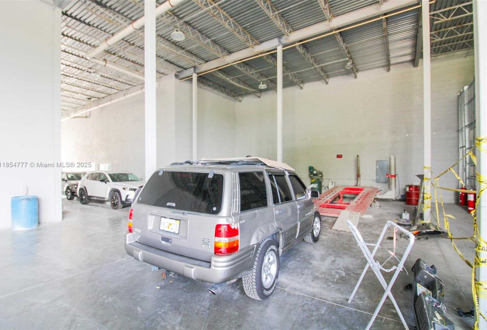 Small Image of 500 SOUTH DIXIE HWY, Hollywood Number 21