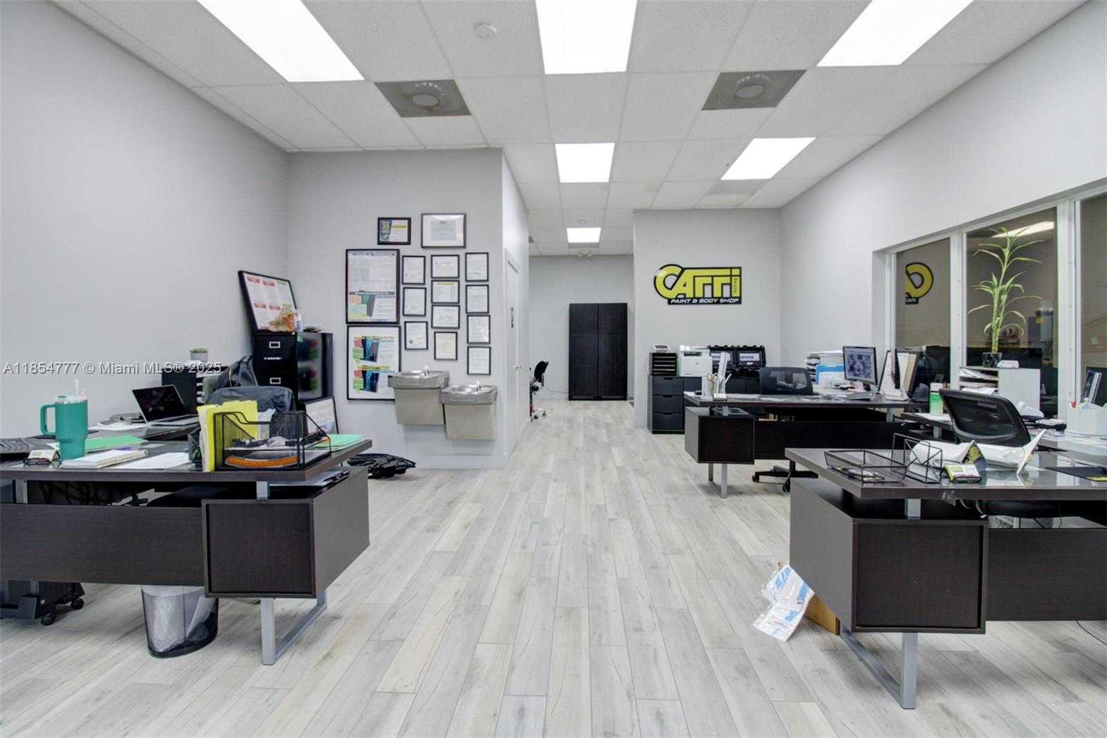 Small Image of 500 SOUTH DIXIE HWY, Hollywood Number 22