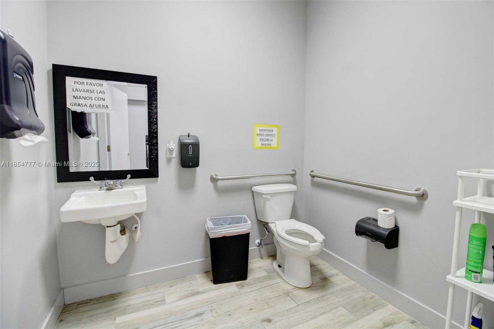 Small Image of 500 SOUTH DIXIE HWY, Hollywood Number 29