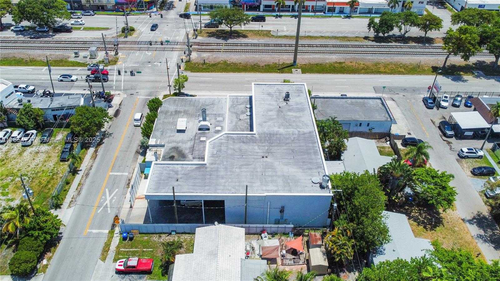 Small Image of 500 SOUTH DIXIE HWY, Hollywood Number 33