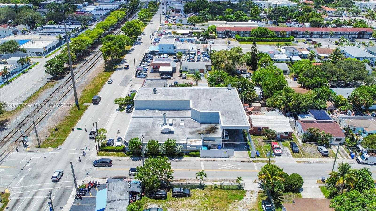 Small Image of 500 SOUTH DIXIE HWY, Hollywood Number 35