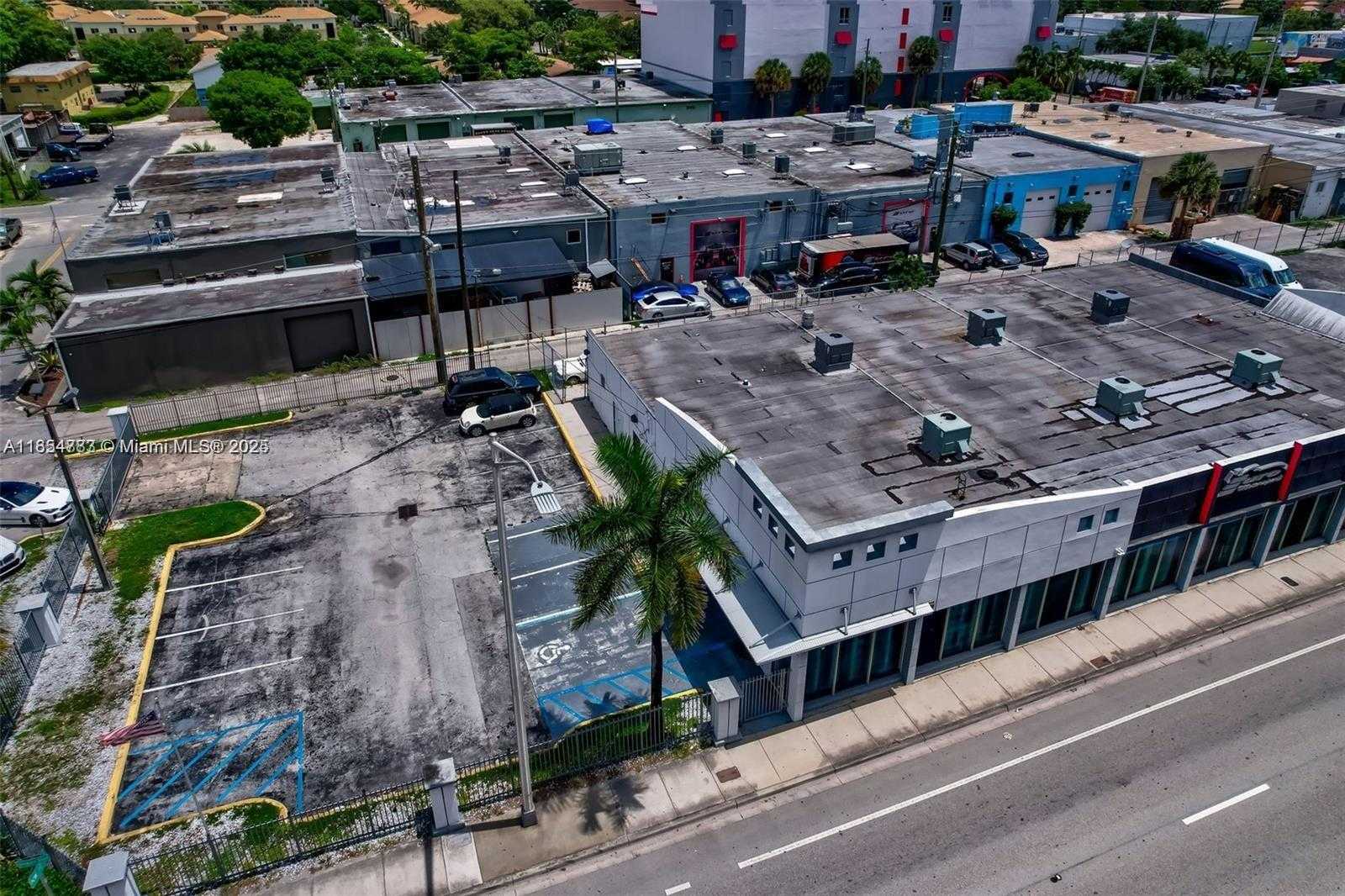 Small Image of 925 WEST BROWARD BLVD, Fort Lauderdale Number 14