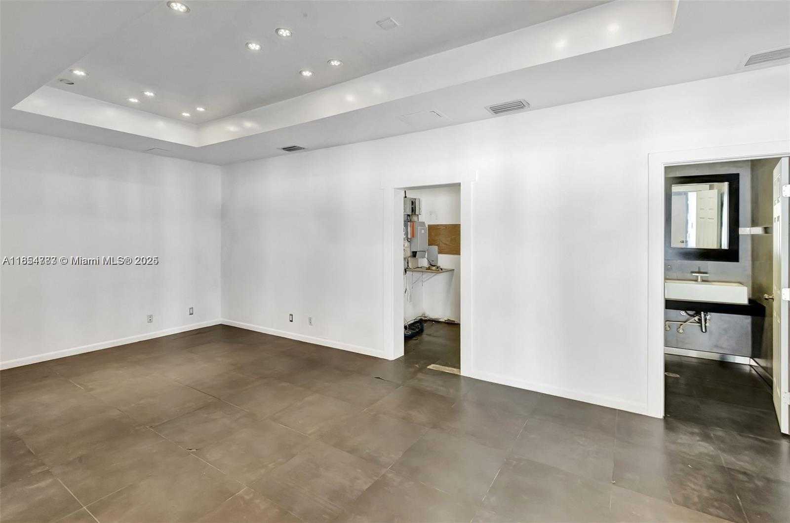 Small Image of 925 WEST BROWARD BLVD, Fort Lauderdale Number 35