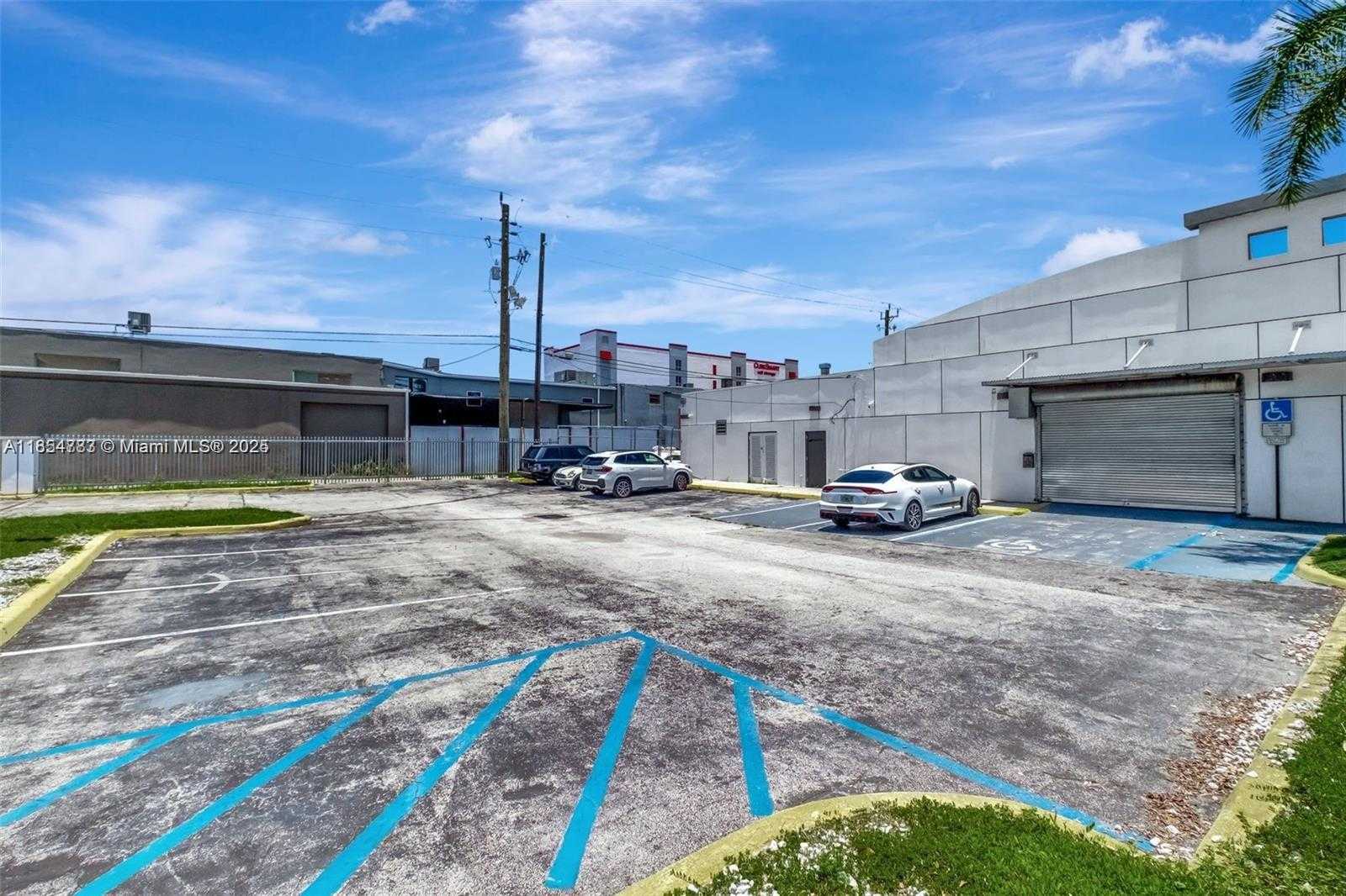 Small Image of 925 WEST BROWARD BLVD, Fort Lauderdale Number 61