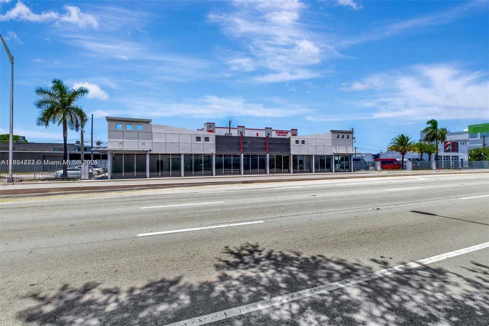 Small Image of 925 WEST BROWARD BLVD, Fort Lauderdale Number 7