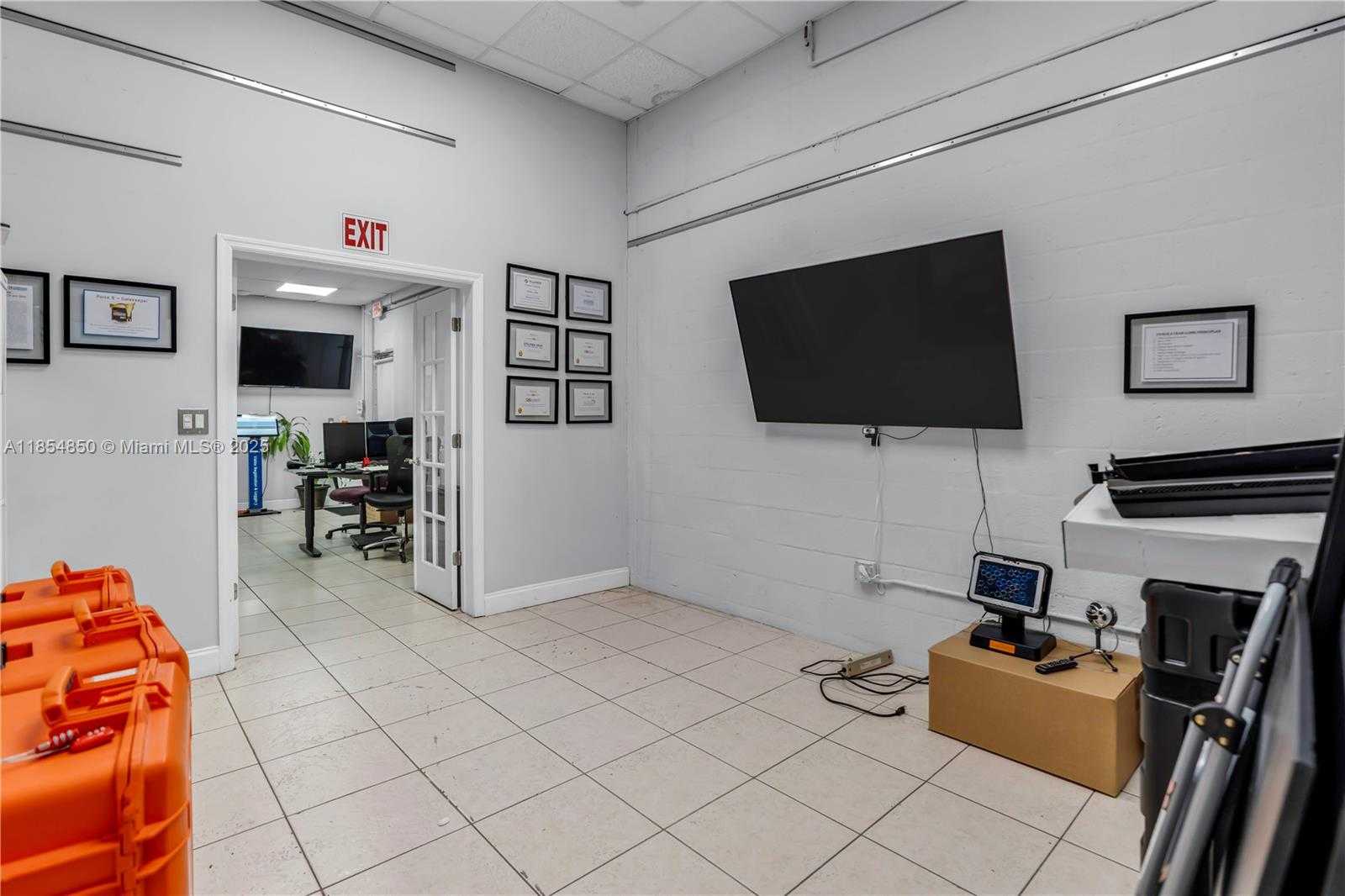 Small Image of 4310 SOUTH WEST 73RD AVE #438890, Miami Number 12
