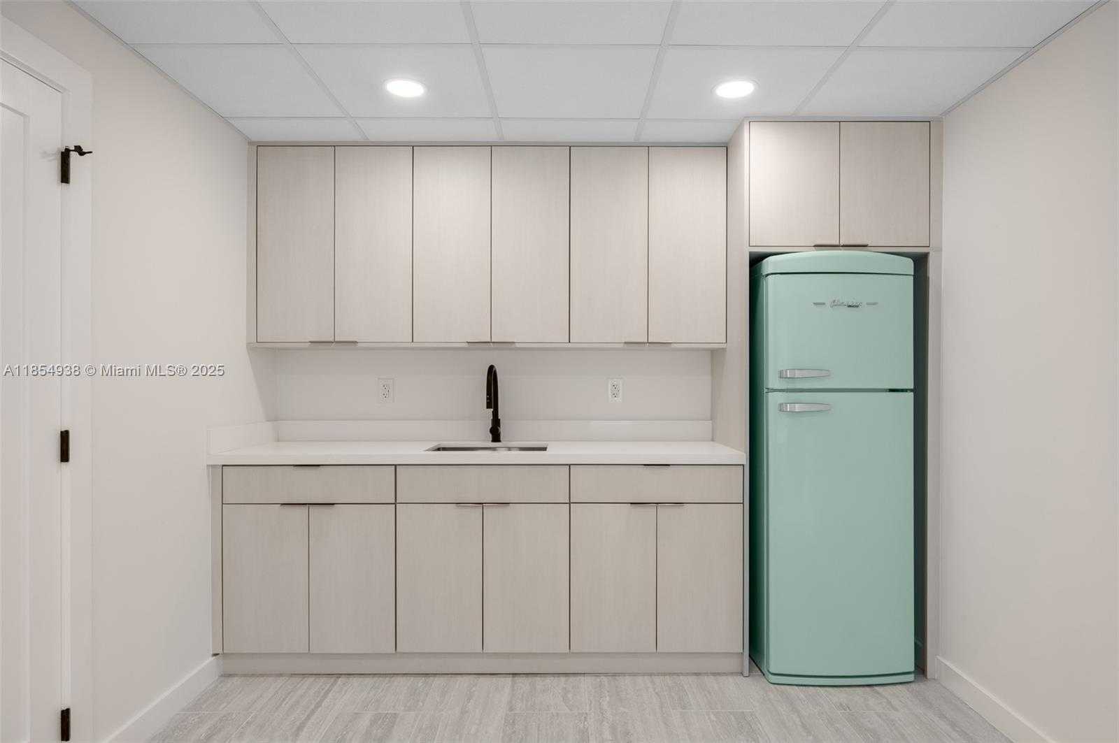 Small Image of 7731 SOUTH WEST 62ND AVE #202, South Miami Number 4
