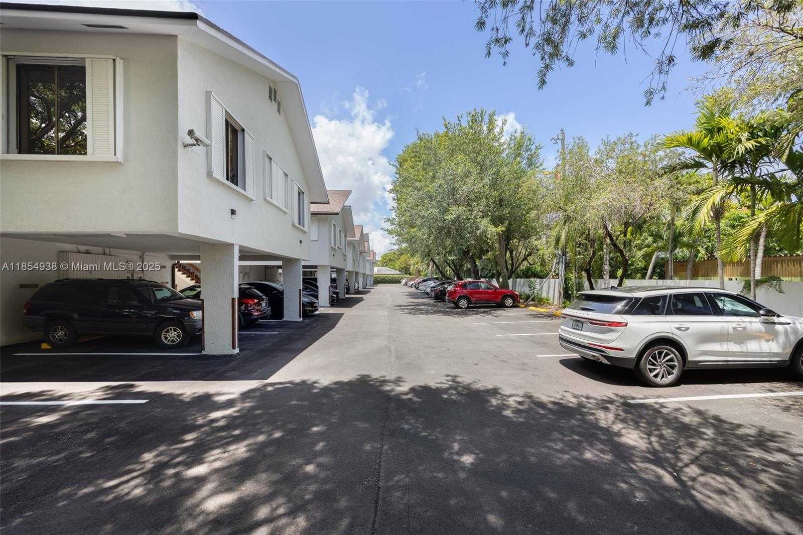 Small Image of 7731 SOUTH WEST 62ND AVE #202, South Miami Number 9