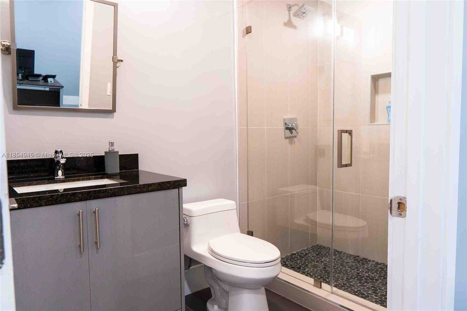 Small Image of 500 WEST 84TH ST, Hialeah Number 16