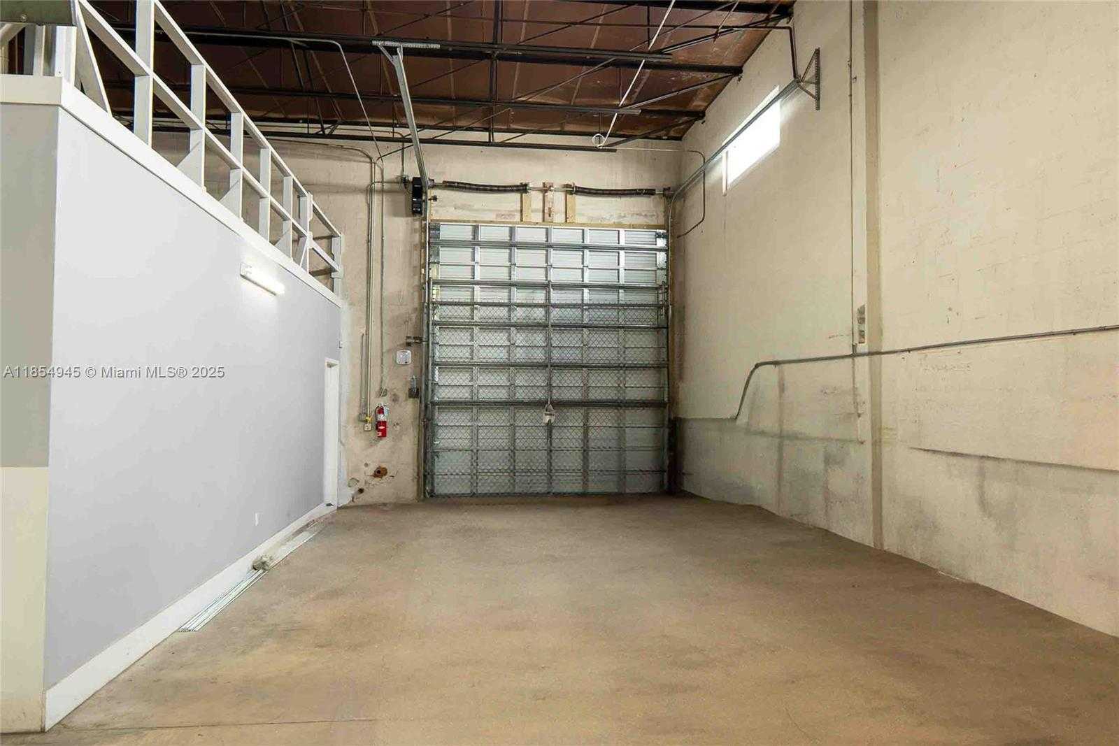 Small Image of 500 WEST 84TH ST, Hialeah Number 21