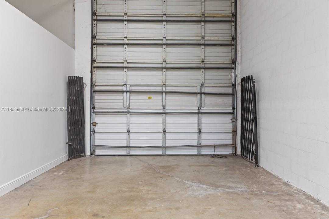 Small Image of 1501 NORTH WEST 82ND AVE, Doral Number 2