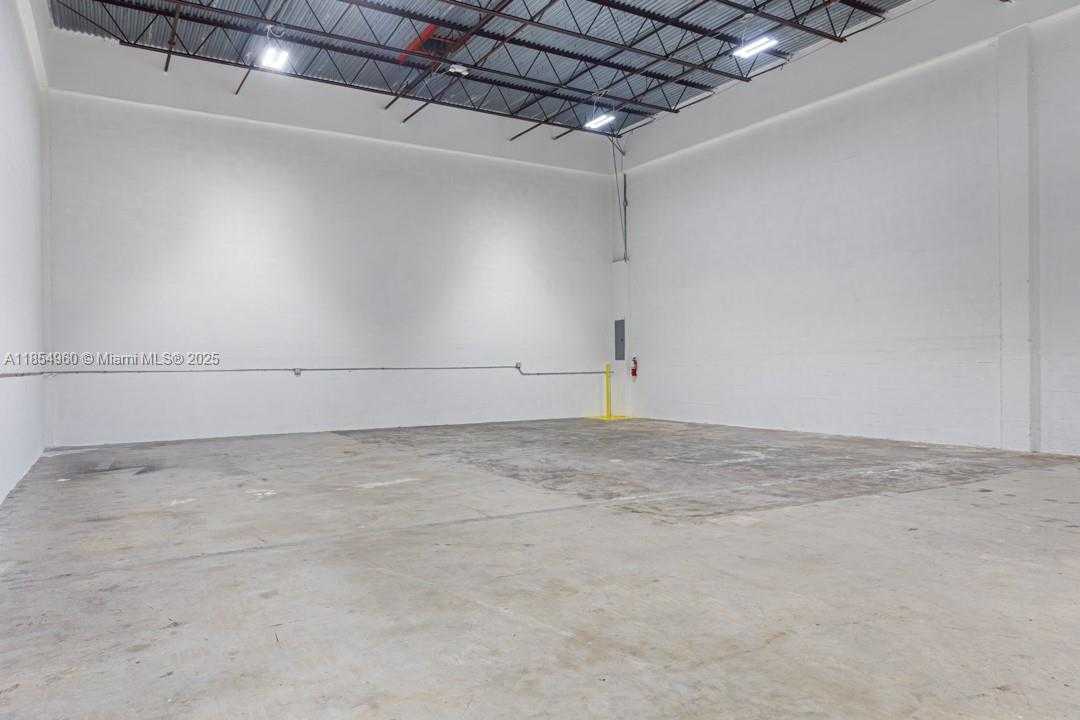 Small Image of 1501 NORTH WEST 82ND AVE, Doral Number 4