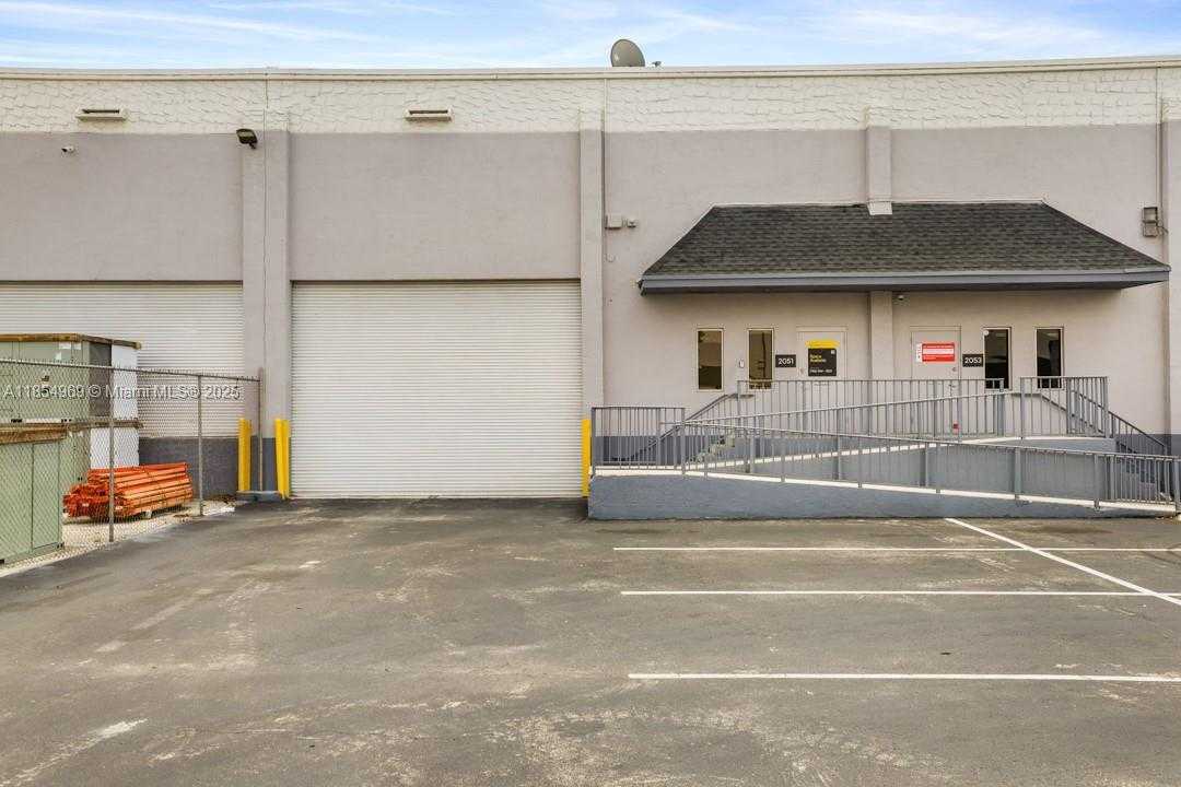 Small Image of 2201 NORTH WEST 79TH AVE #2051, Doral Number 25