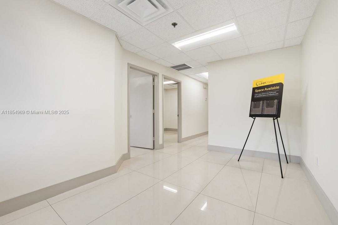Small Image of 2201 NORTH WEST 79TH AVE #2051, Doral Number 7