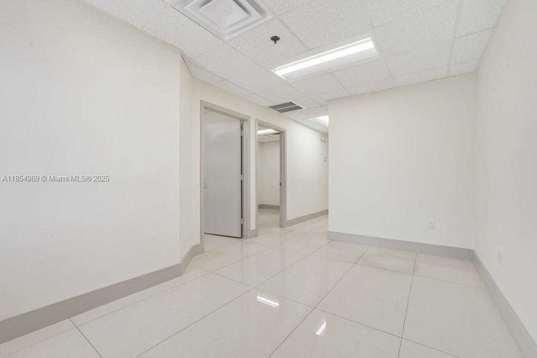 Small Image of 2201 NORTH WEST 79TH AVE #2051, Doral Number 8
