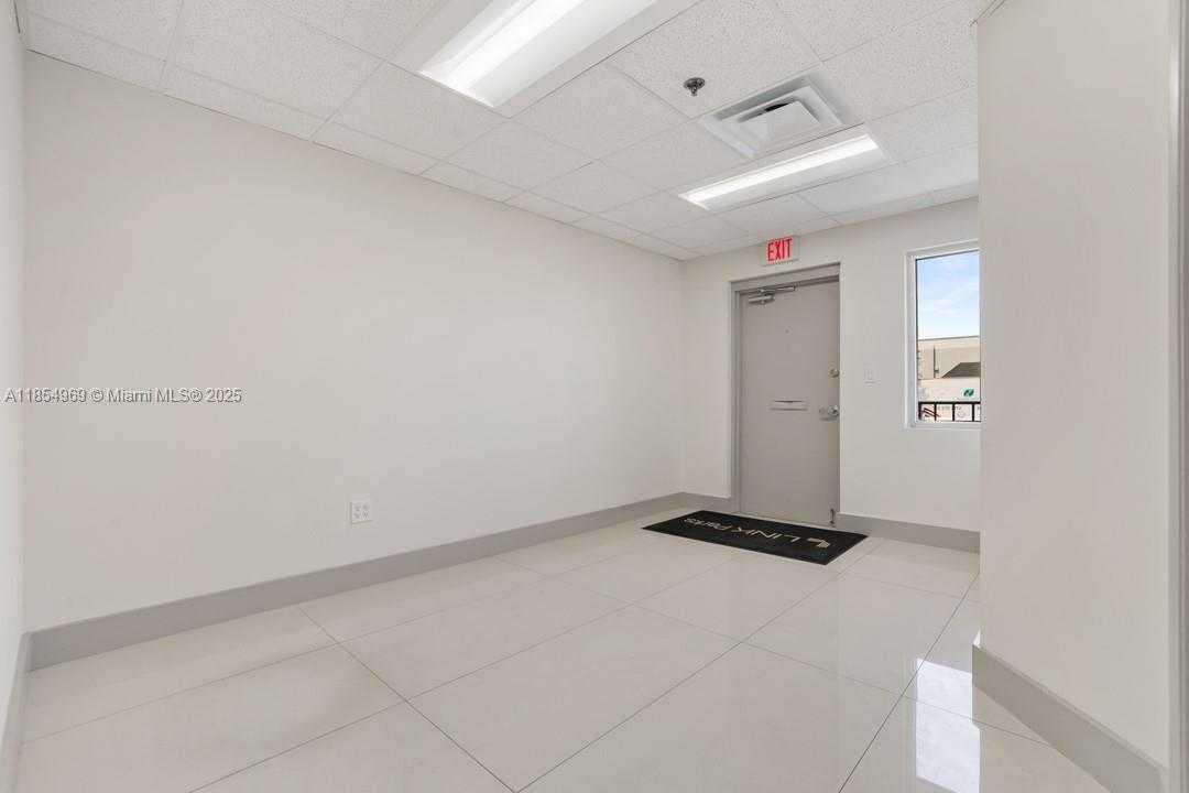 Small Image of 2201 NORTH WEST 79TH AVE #2051, Doral Number 9