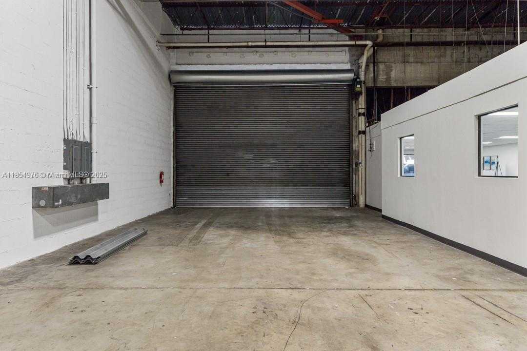 Small Image of 7801 NORTH WEST 15TH ST #7827, Doral Number 14