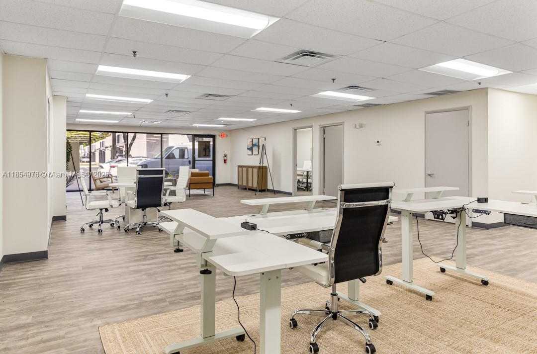 Small Image of 7801 NORTH WEST 15TH ST #7827, Doral Number 7