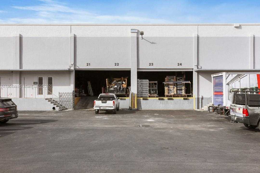 Small Image of 1501 NORTH WEST 82ND AVE #1623-1629, Doral Number 3