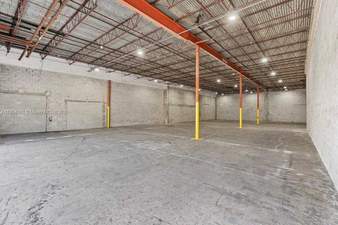 Small Image of 1626 NORTH WEST 82ND AVE #1580-1590, Doral Number 12