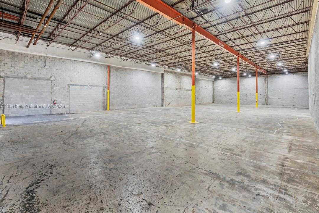 Small Image of 1626 NORTH WEST 82ND AVE #1580-1590, Doral Number 5