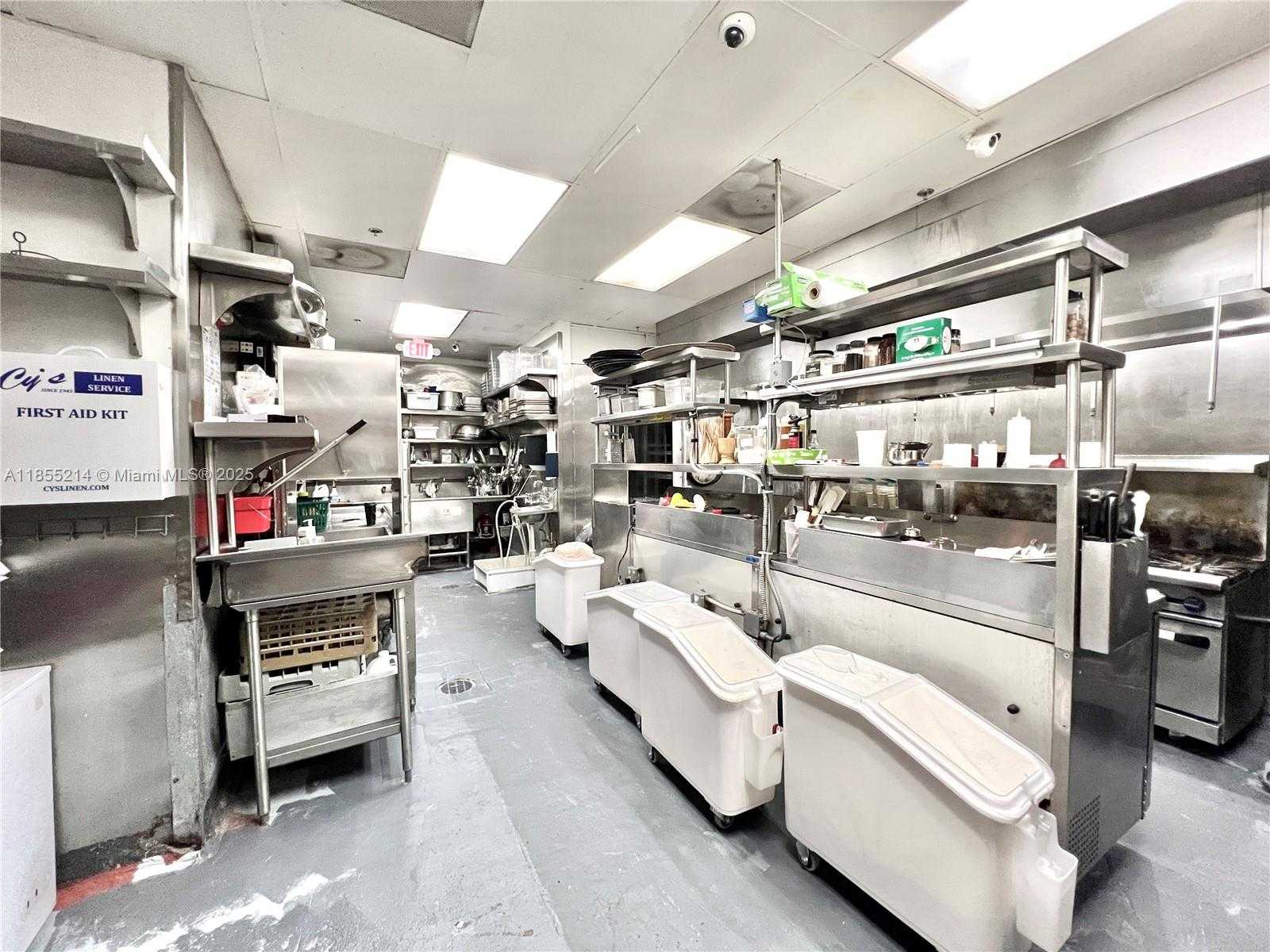 Small Image of 223 VALENCIA AVE, Coral Gables Number 15