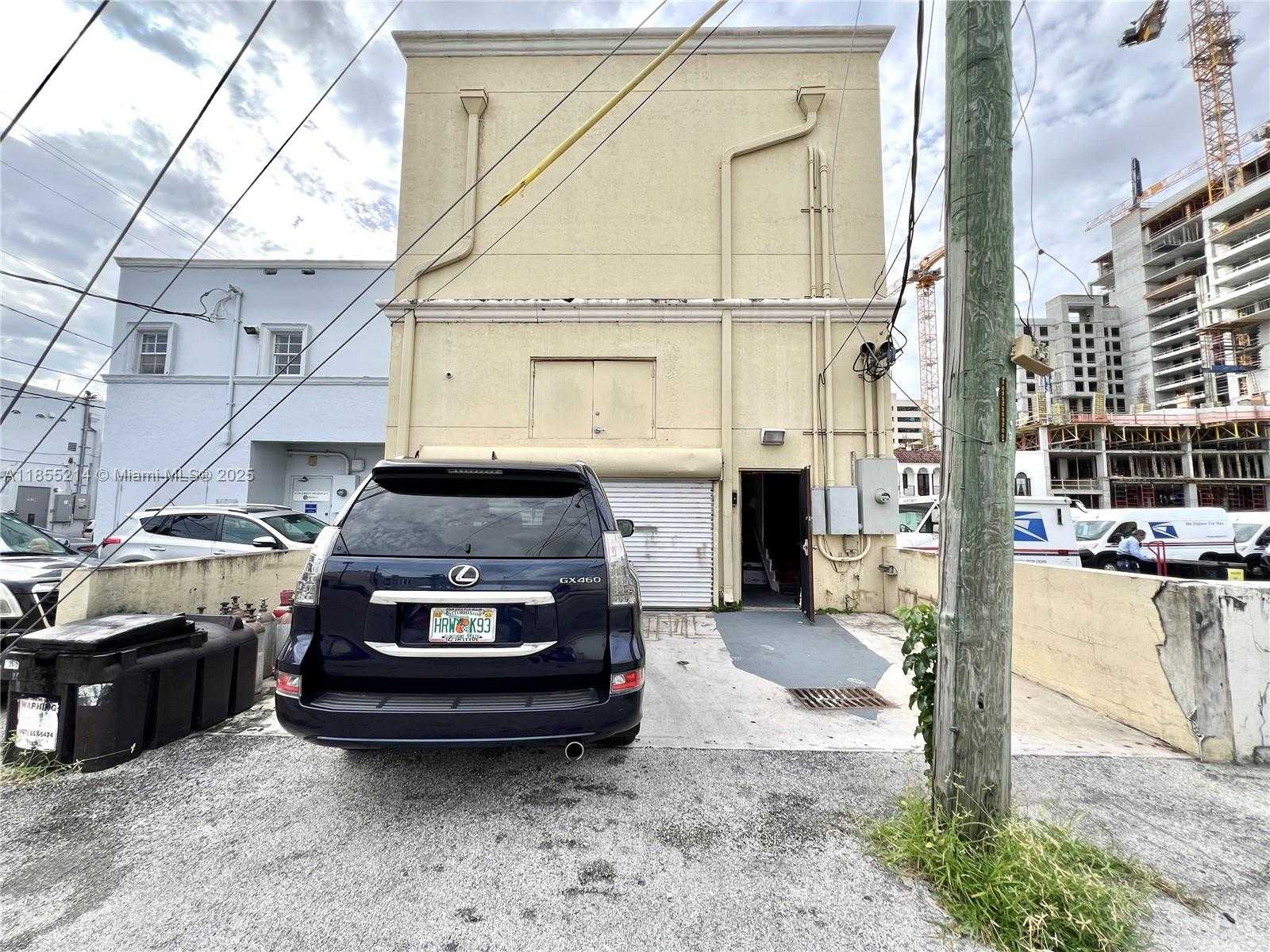 Small Image of 223 VALENCIA AVE, Coral Gables Number 23