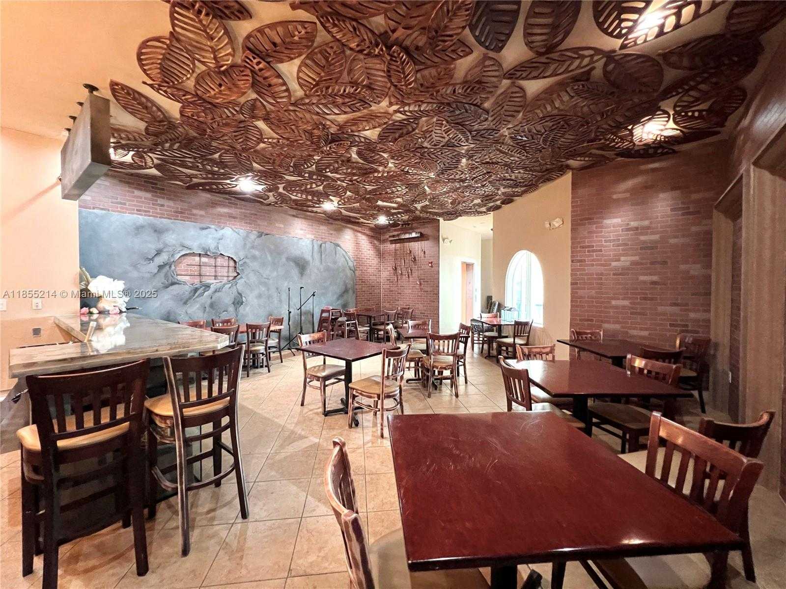Small Image of 223 VALENCIA AVE, Coral Gables Number 27