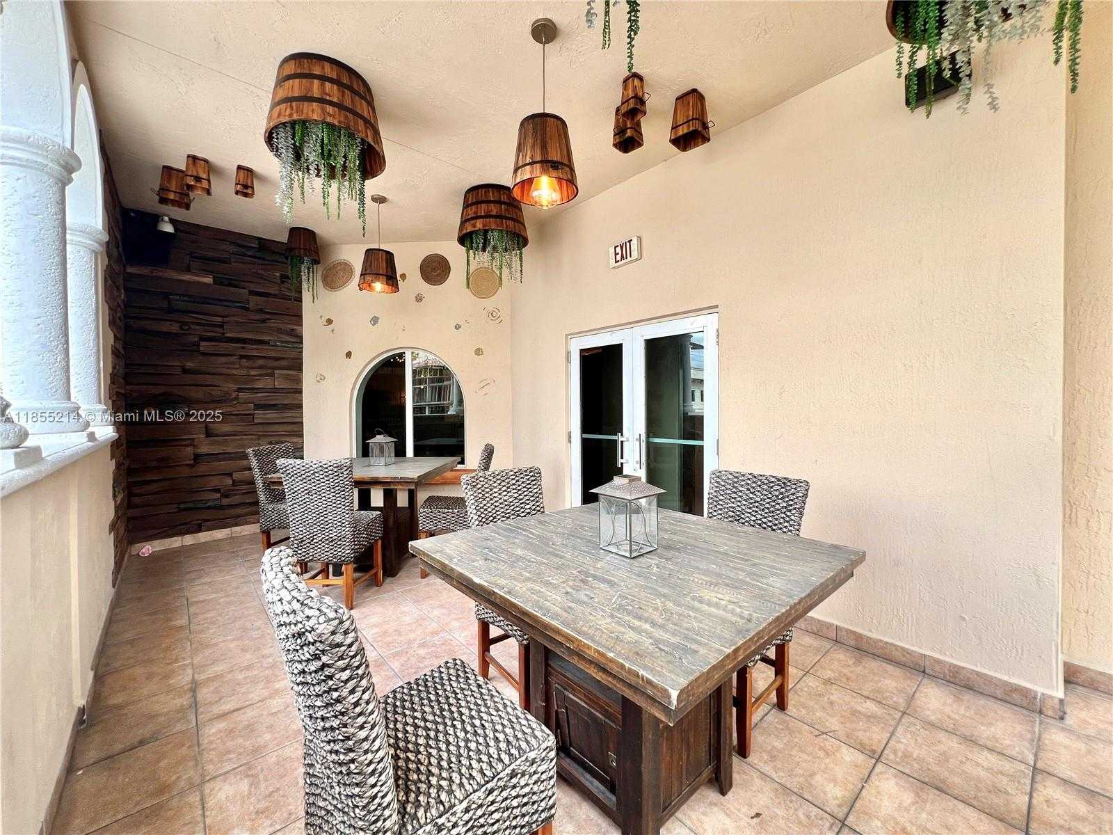 Small Image of 223 VALENCIA AVE, Coral Gables Number 32