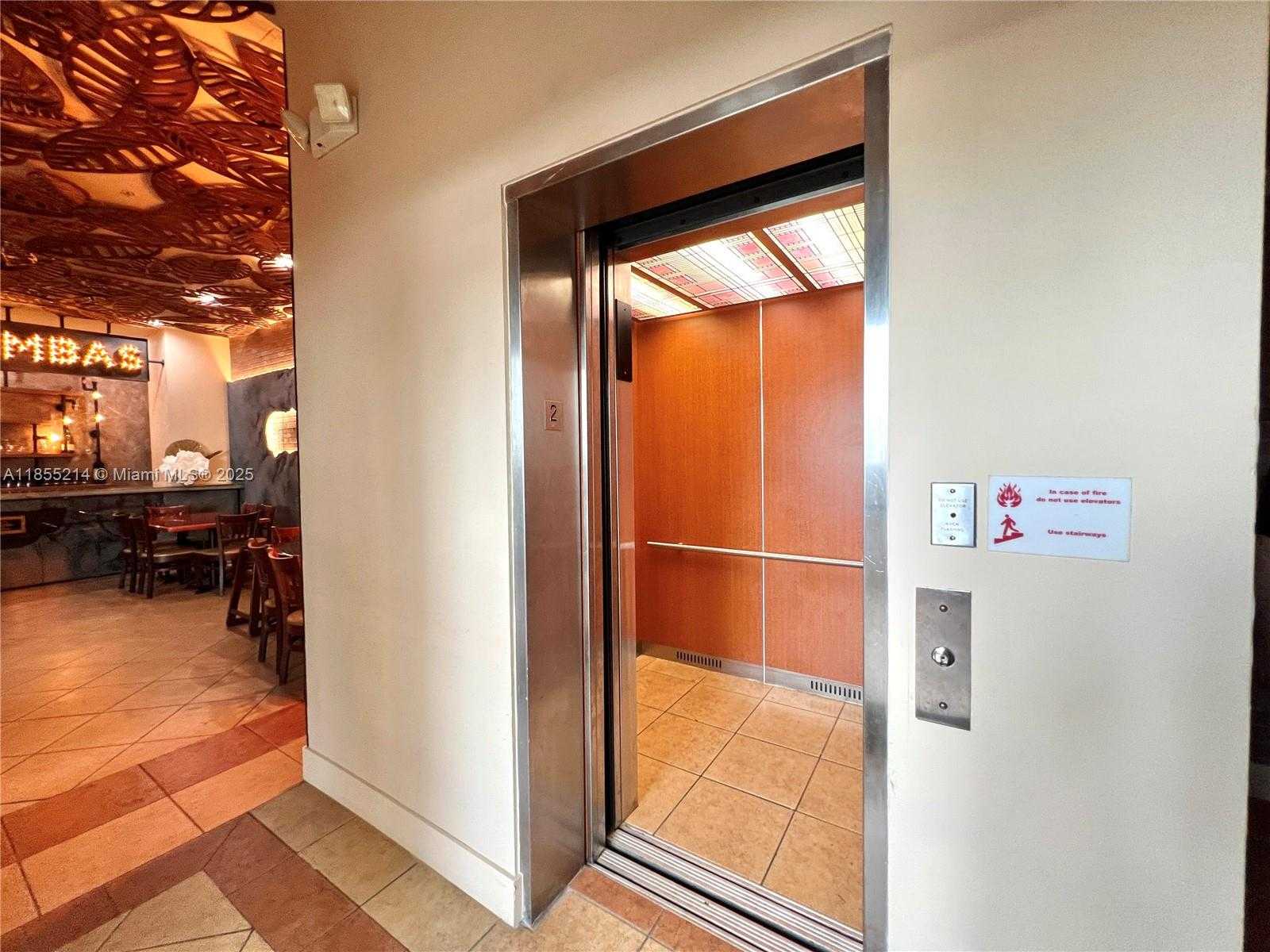 Small Image of 223 VALENCIA AVE, Coral Gables Number 36