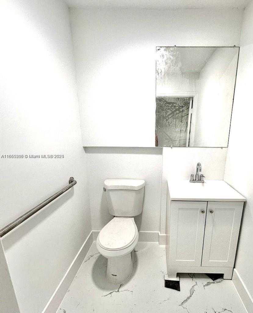 Small Image of 1026 NORTH WEST 9TH AVE, Fort Lauderdale Number 6
