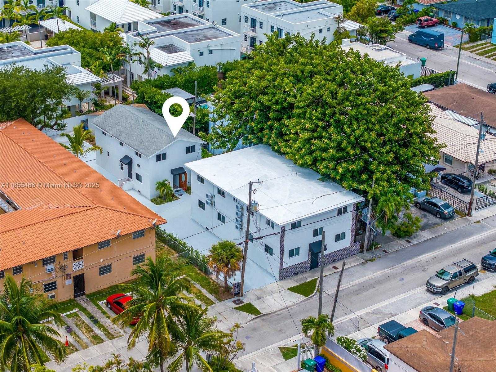 Small Image of 1028 SOUTH WEST 9TH AVE, Miami Number 15