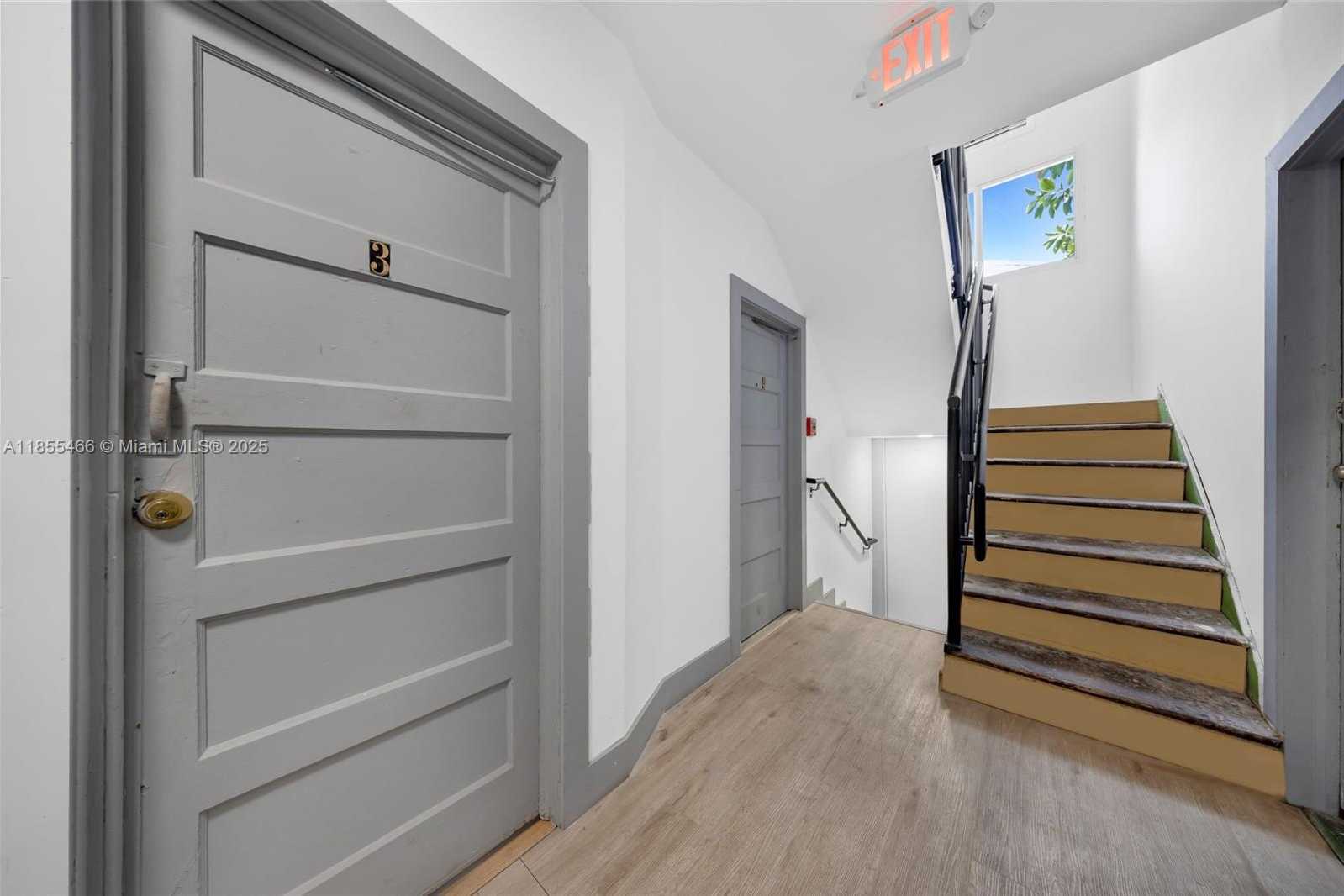 Small Image of 1028 SOUTH WEST 9TH AVE, Miami Number 20