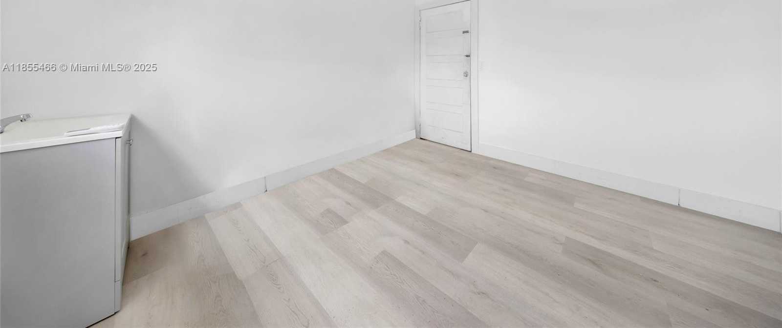 Small Image of 1028 SOUTH WEST 9TH AVE, Miami Number 22