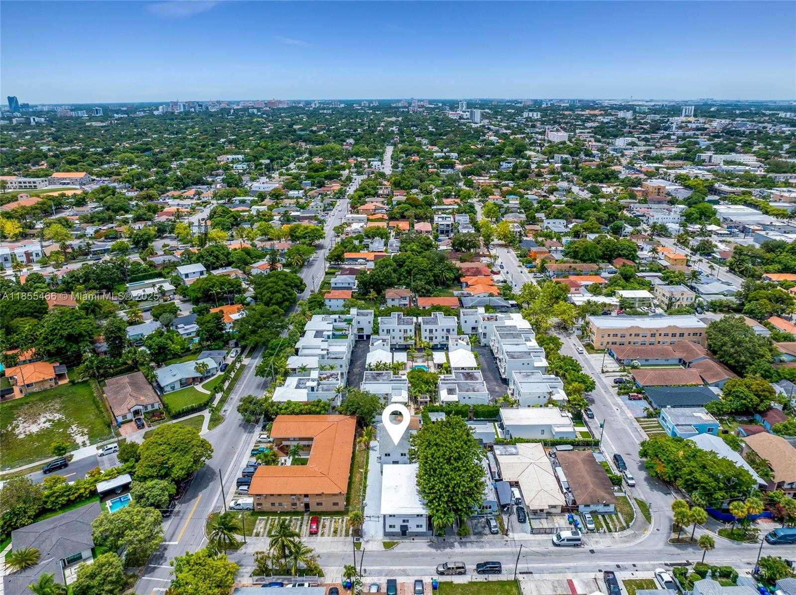 Small Image of 1028 SOUTH WEST 9TH AVE, Miami Number 5