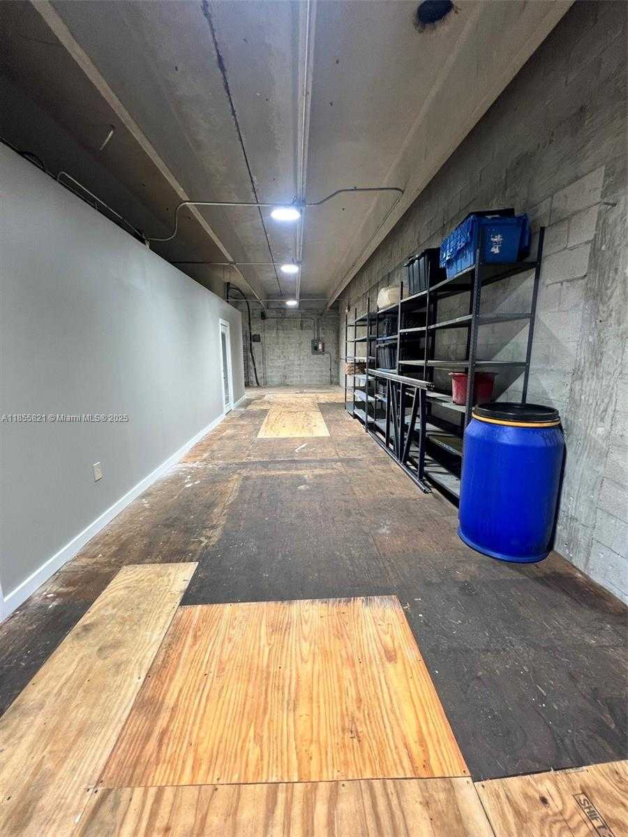 Small Image of 1657 WEST 40TH ST #6, Hialeah Number 6